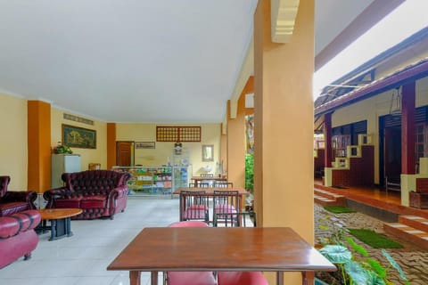 Hotel elen Vacation rental in Batu Layar