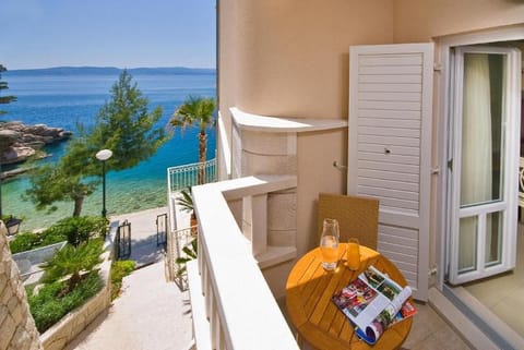 Hotel Sunceva Postelja Brela - Studio Apartment With Balcony And Side Sea View Location de vacances in Brela