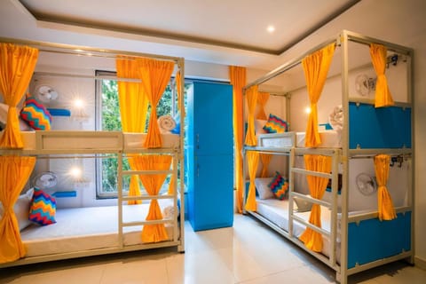 goSTOPS Goa, Baga - Rooms & Dorms Hostel in Baga