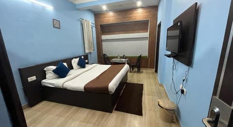 Hotel Devoy Inn by Namastexplorer Tapovan Rishikesh Vacation rental in Rishikesh