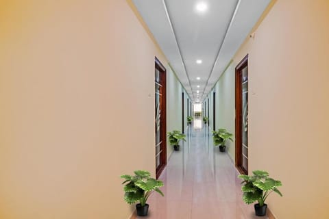 Capital O Kamakshi Hotels Hotel in Hyderabad