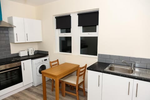 Alexander Apartments Rooms 1 Bed and Breakfast in Sunderland