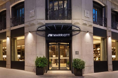 JW Marriott Hotel Madrid Vacation rental in Centro