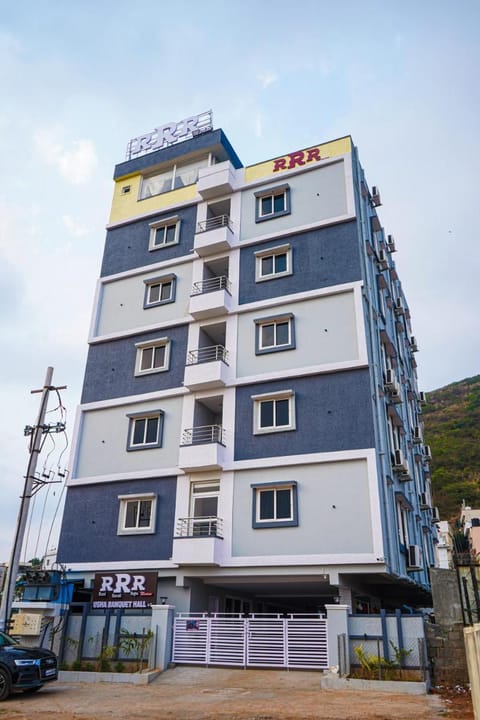 Hotel CannyStay RRR Marina Hotel in Visakhapatnam