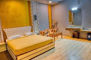 Vihal Estancia Holiday INN hotel in Yercaud