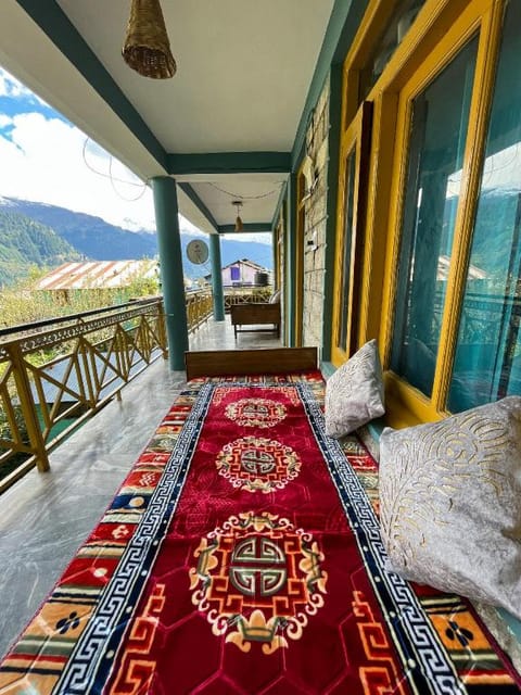 Bhagwati Woodhouse by Aarya Vacation rental in Manali