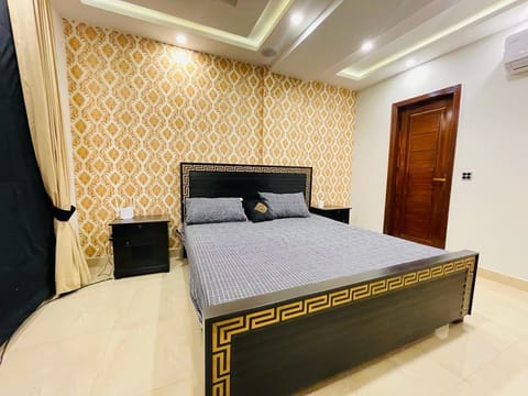 The Millenial appartment Condo in Lahore