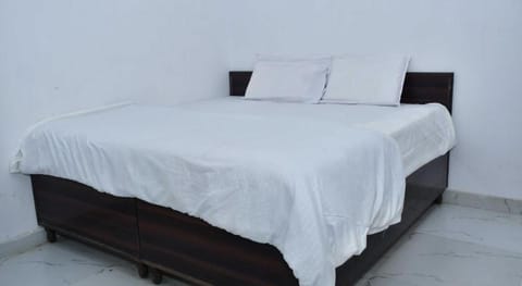 OYO 88465 Hotel Krishna Vacation rental in Uttarakhand