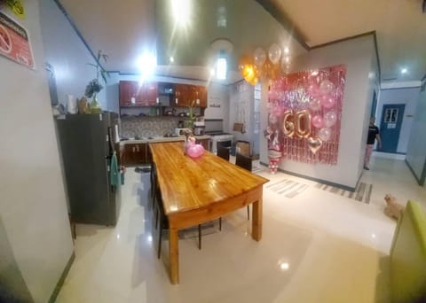 RedDoorz Hostel @ Ritz Place Baguio Vacation rental in Baguio