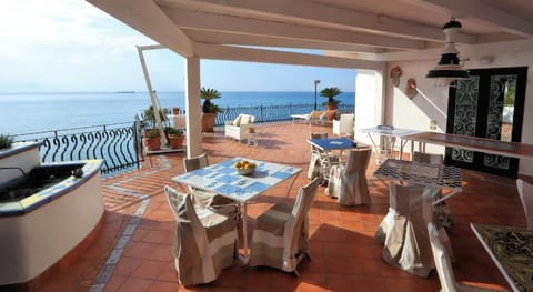 Due Relais - Panoramic Sea View Suites Vacation rental in Vietri sul Mare