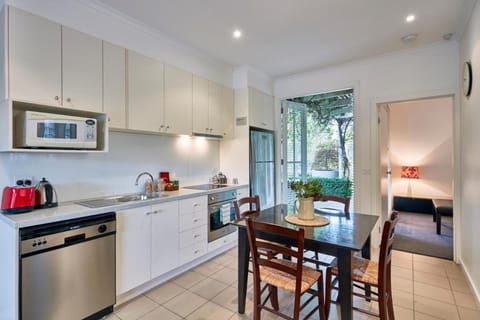 Mews Cottages Vacation rental in Gisborne