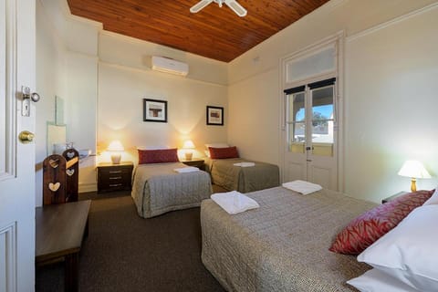 Commercial Travellers House Vacation rental in Gulgong