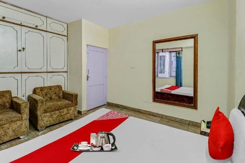 OYO 88922 Hotel soorya Casa vacanze in Shimla