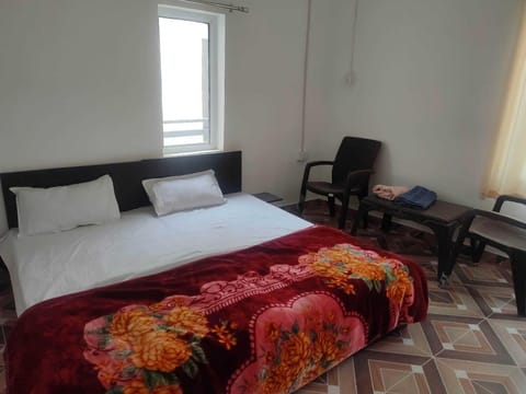 OYO HOME 89216 Guruyogpeeth Home Stay Vacation rental in Rishikesh