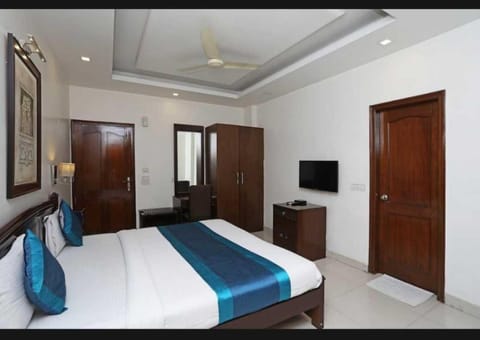 OYO 89703 Red Horse Hotel in Gurugram