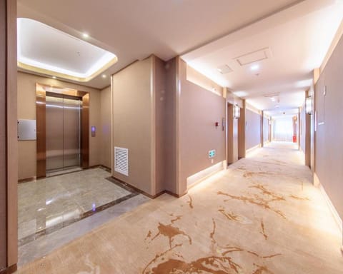 Super 8 Hotel Beijing Changping Metro Station Vacation rental in Beijing