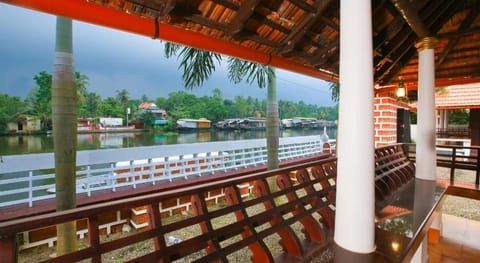 Palmy Lake Resort Vacation rental in Alappuzha