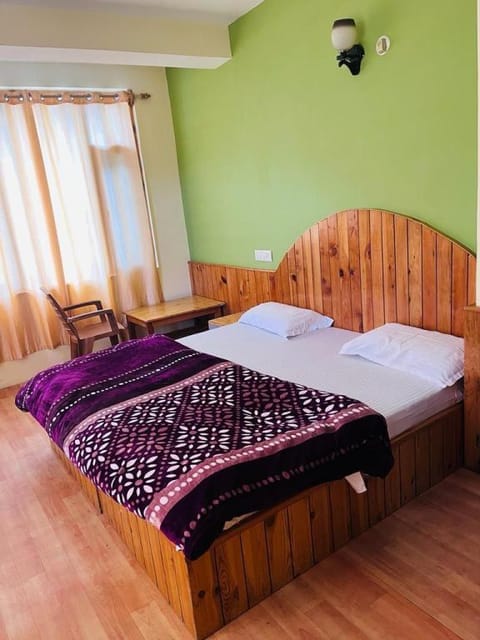 D-wine Stay Bed and Breakfast in Manali