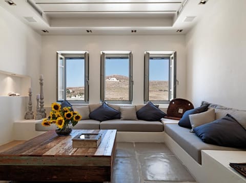 Themonies Luxury Suites Casa de temporada in Folegandros Municipality