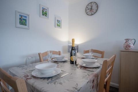 Harbour Court - 2 Bedroom Apartment - Saundersfoot Vacation rental in Saundersfoot