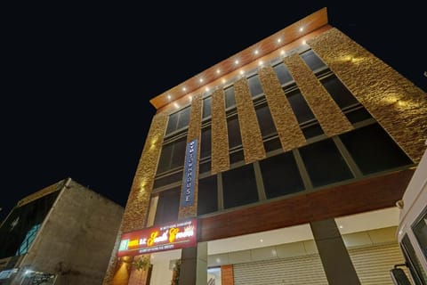 OYO Townhouse 1061 Hotel Hc South Crown Hotel in Chandigarh