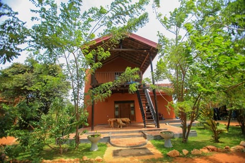 Jungle Hut Resort Sigiriya Vacation rental in Dambulla