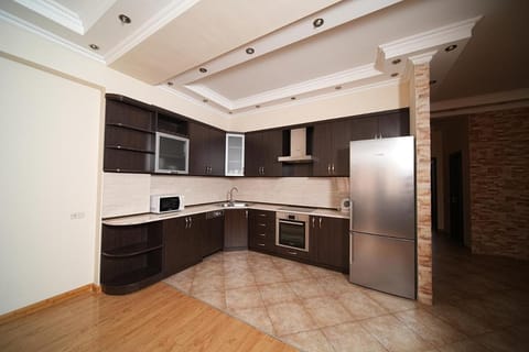 2-bedroom Luxury Apartment in the centre of Yerevan by Sweet Home Vacation rental in Yerevan