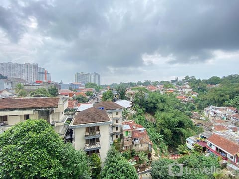 Nice View 1BR Parahyangan Apt Bandung By Travelio Urlaubsunterkunft in Parongpong