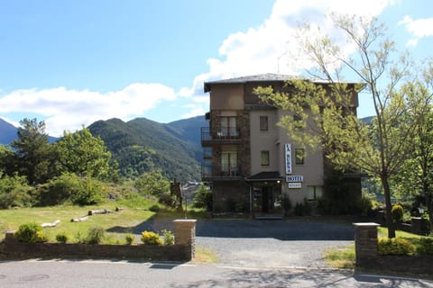 Hotel La Burna Panoramic Vacation rental in AD400 La Massana, Andorra