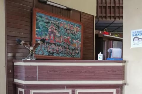 Hotel Lembah Nyiur Cikopo Mitra RedDoorz Vacation rental in Cisarua