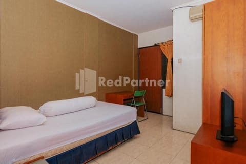 De Lugano SCBD Syariah Mitra RedDoorz Vacation rental in South Jakarta City