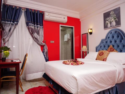 Marriot Metropolitan Hotel Hotel in Douala