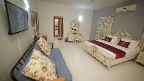 Four Squares Karachi Bed and Breakfast in Karachi