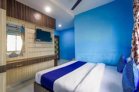 Hotel Blue Abedin Bed and Breakfast in Kolkata