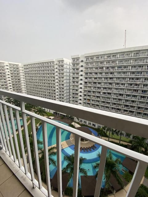MOA PASAY STAYCATION @ SHELL RESIDENCES Condominio in Pasay