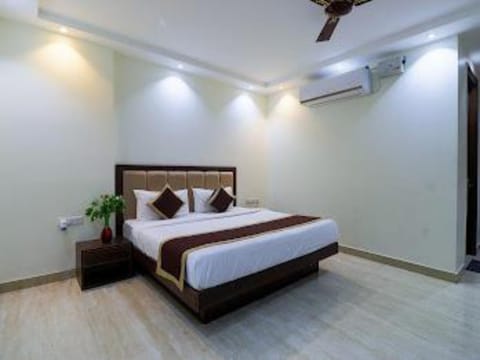 Premium Hotel Hotel in Noida
