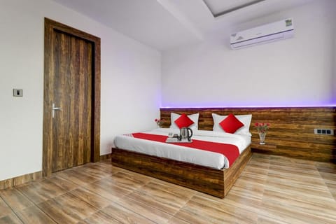 Flagship Hotel Times Square Vacation rental in Noida