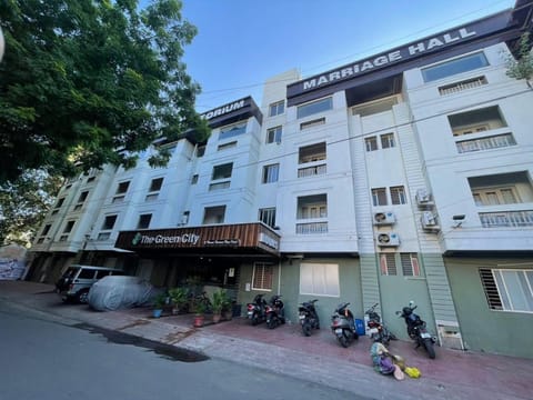 hotel green city Hotel in Chennai