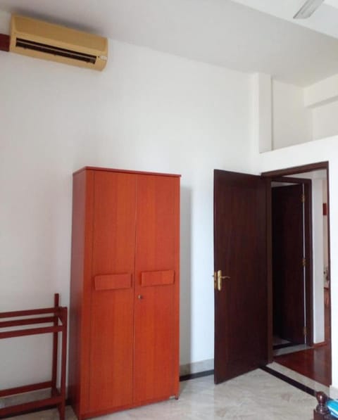 Lovely 2-bedroom fully furnished condo Apartment in Dehiwala-Mount Lavinia