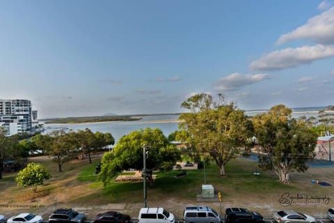 SALTWATER CALM@ The Cosmopolitan Unit 10508 Vacation rental in Maroochydore