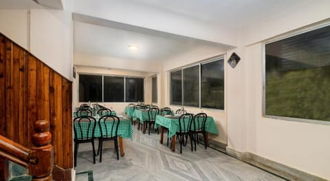 Muscatel Roma - 400 Mts from Mall Road Vacation rental in Darjeeling