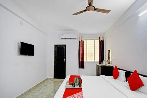 OYO The Green Akress Hotel in Bhubaneswar