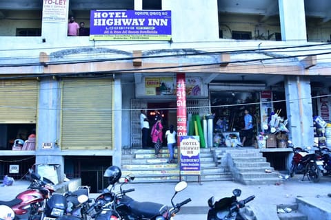 HIGHWAY INN LODGING Hotel in Bhubaneswar