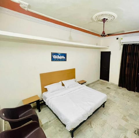 OYO 93521 Skyinn Hotel in Uttarakhand