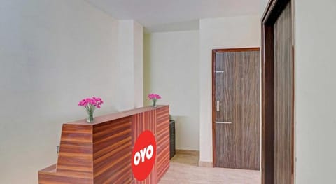 Flagship 700452 Hotel Moonshine Vacation rental in Noida