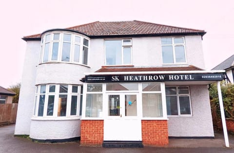 SK Heathrow Hotel Vacation rental in Hayes