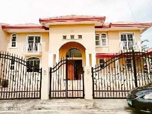 Masters Bedroom in Manville Villa Bacolod- W/ Pool Vacation rental in Bacolod