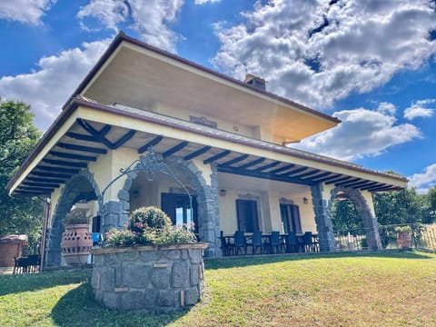 Pool and Jacuzzi - Charming villa in Umbria Vacation rental in Montefiascone