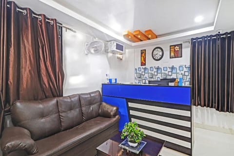 OYO 72504 Dunes inn Vacation rental in Hyderabad