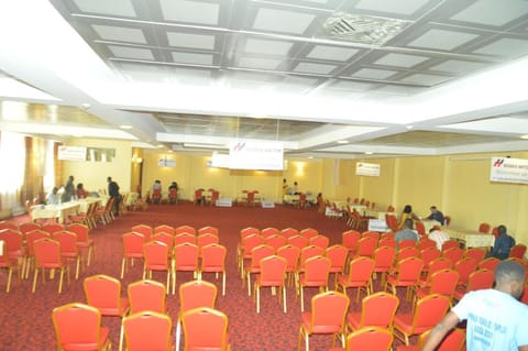 Djeuga Palace Hotel 4* Hotel in Yaoundé